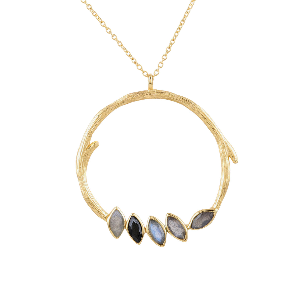 A Gold-Plated Necklace with a Labradorite and Onyx Wreath Pendant