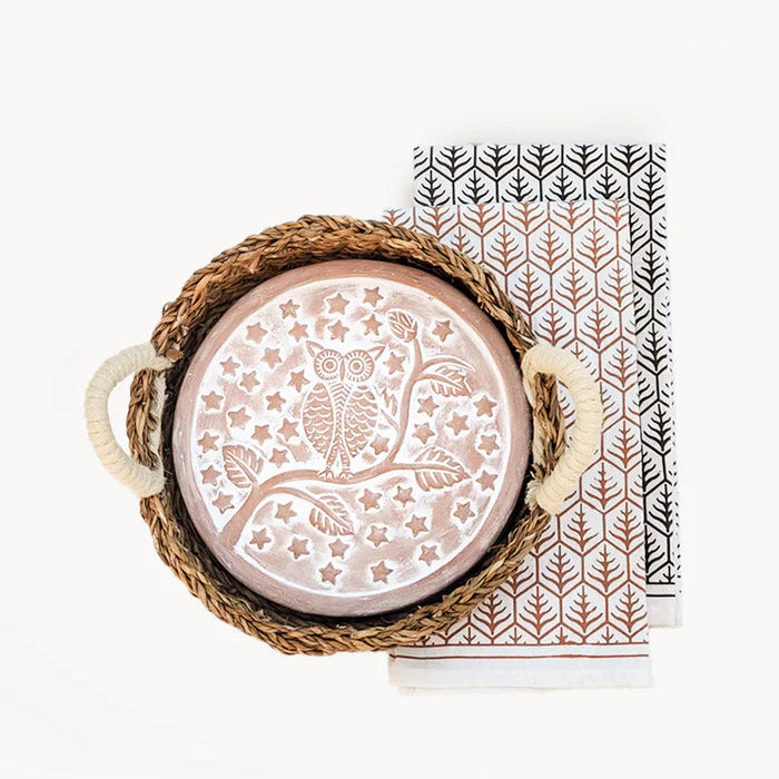 Bread Warmer & Basket with Tea Towel Round Gift Set