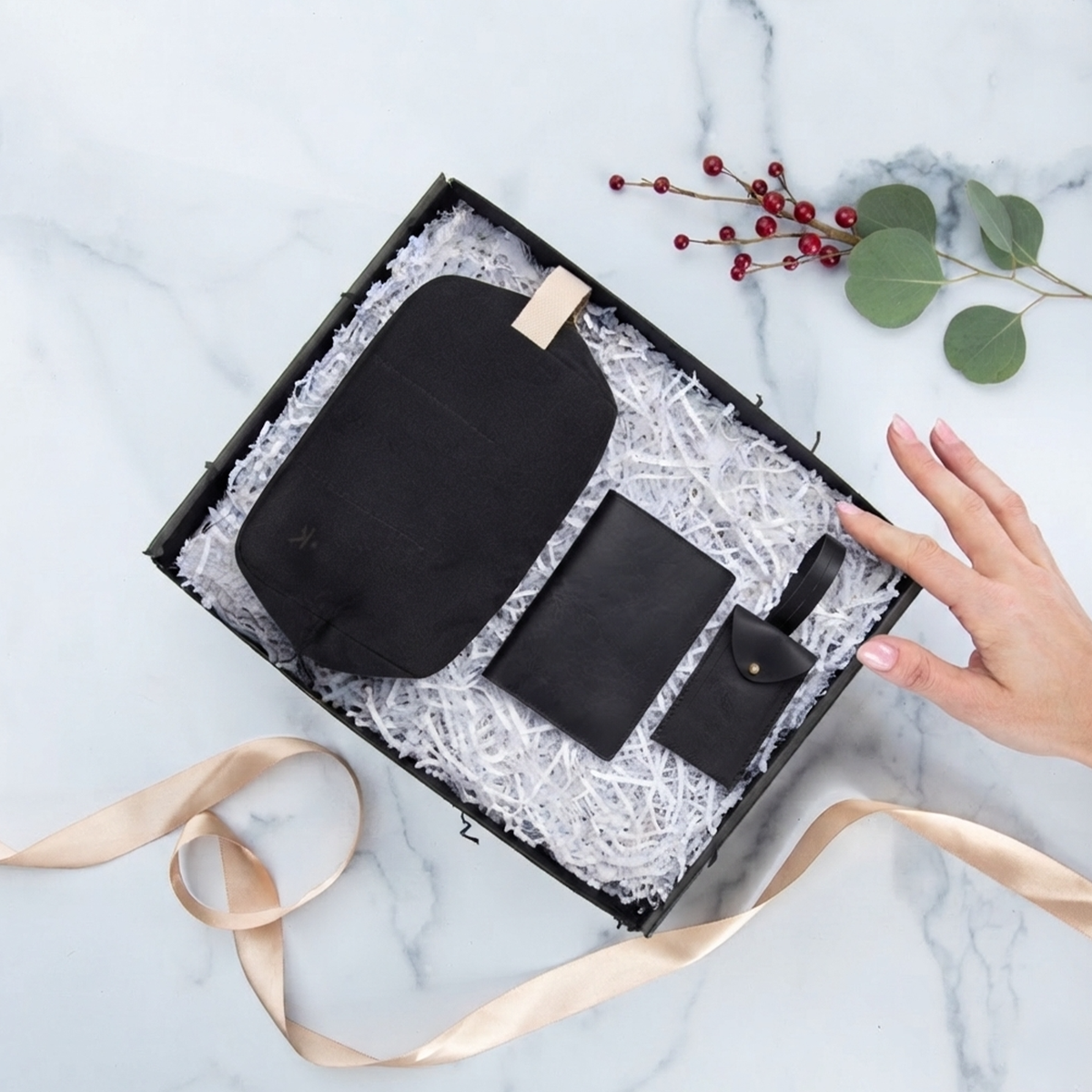 'The Well-Traveled' Curated Gift Box