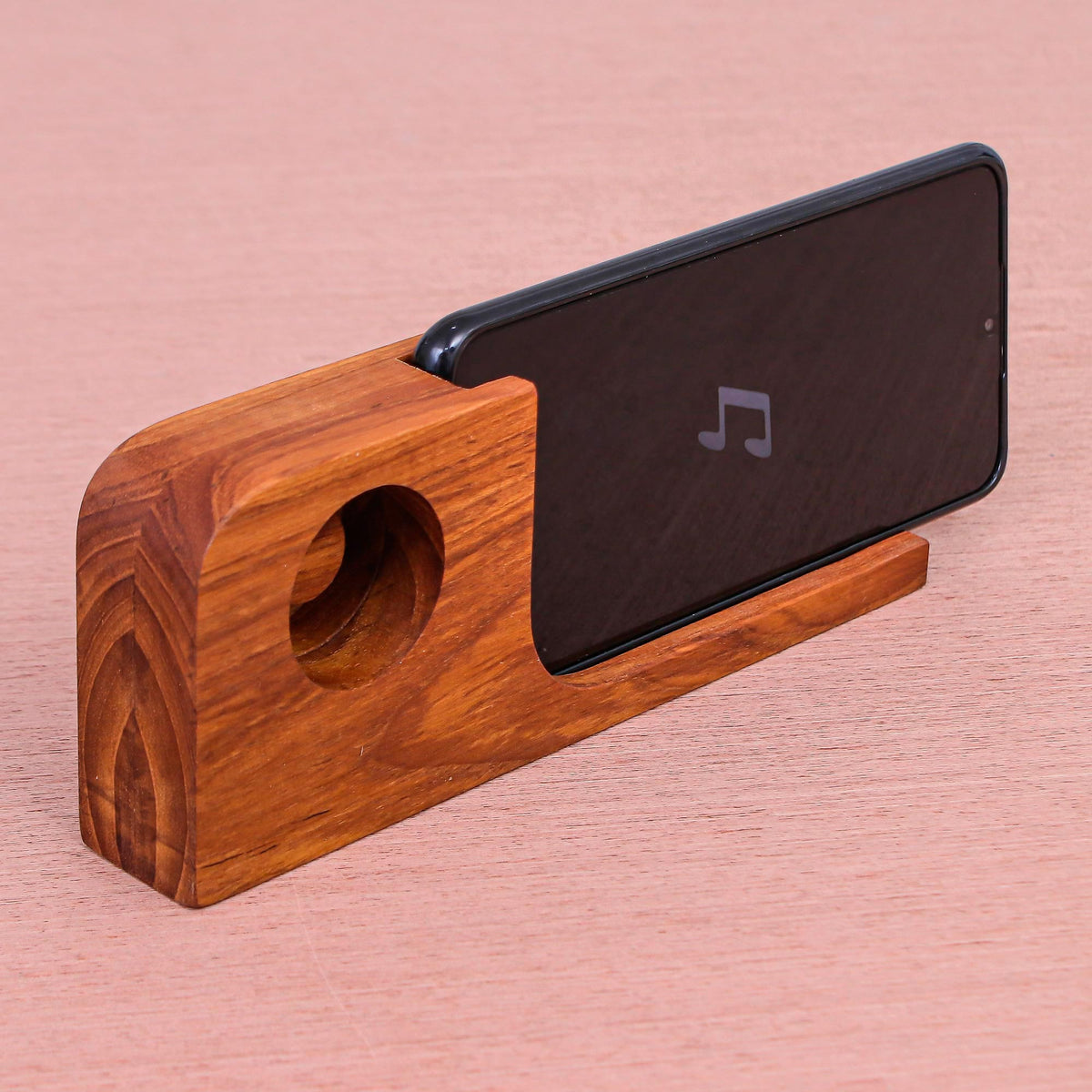 Cool Sound - a Hand Crafted Wood Smartphone Speaker