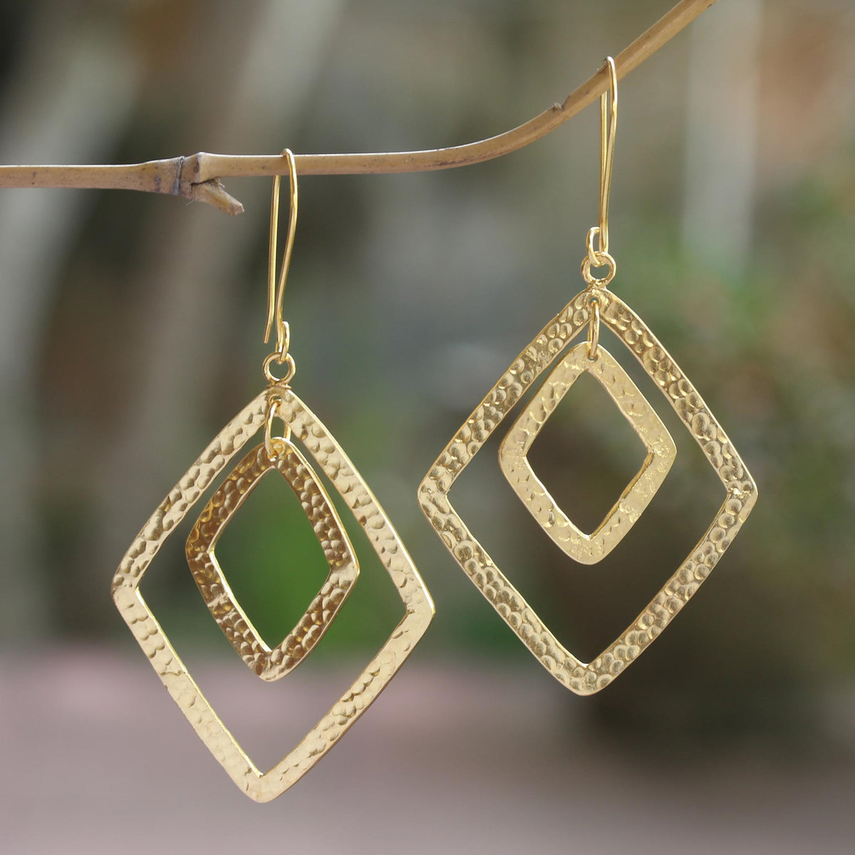 Party Guest- a Gold-Plated Dangle Earrings with Hammered Finish