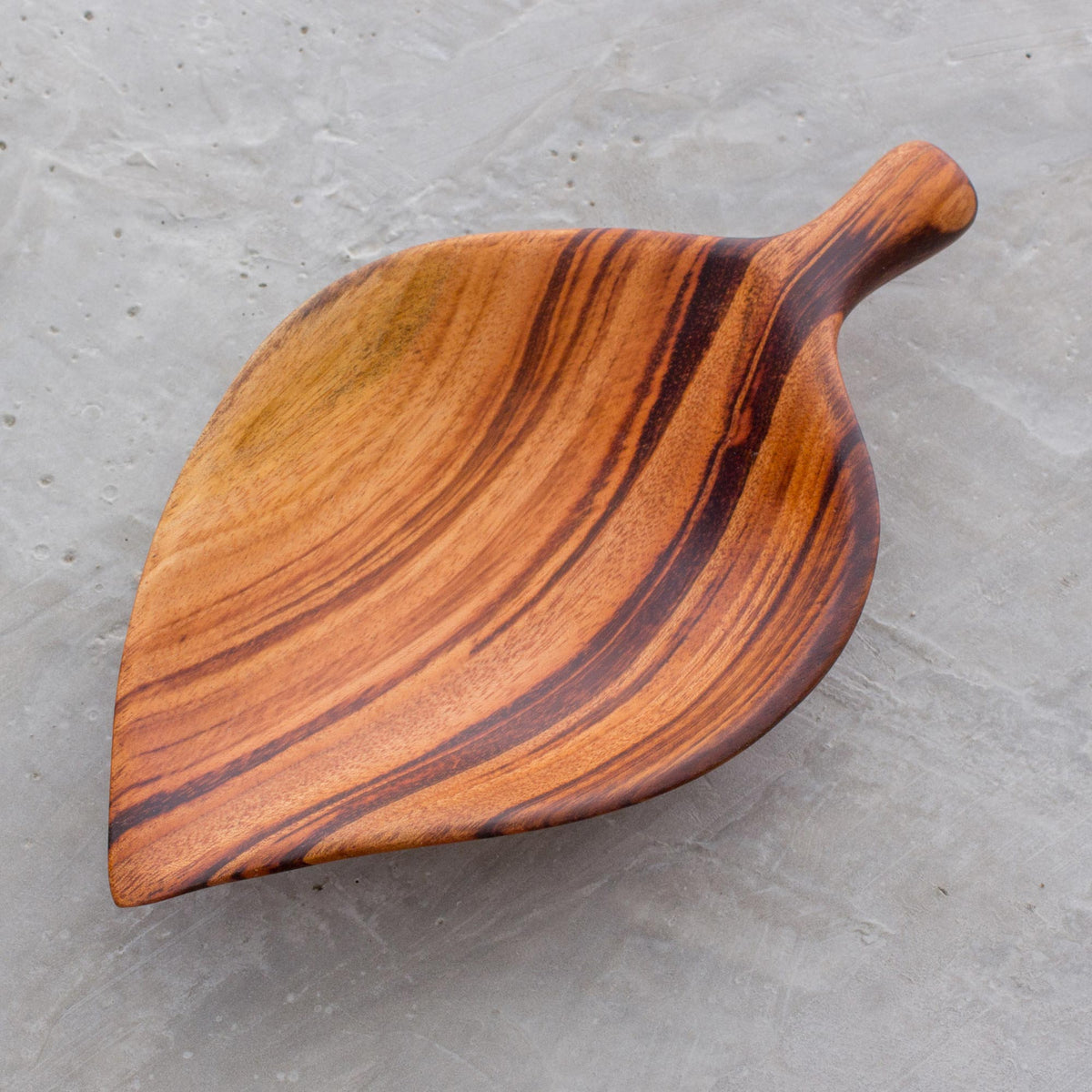 Leaf-Shaped Wood Appetizer Bowl - Jungle Delicacies