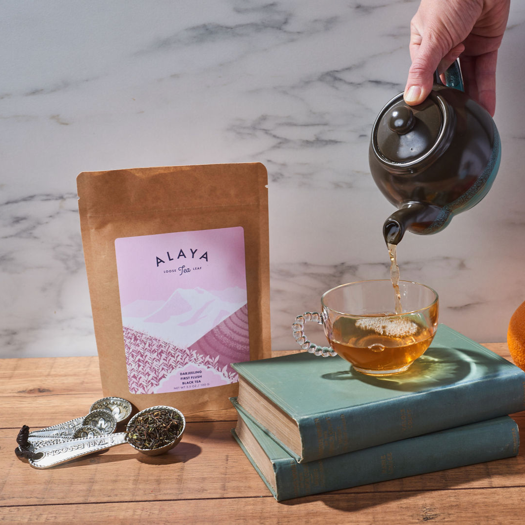 Darjeeling first flush tea - soothing blend of black tea