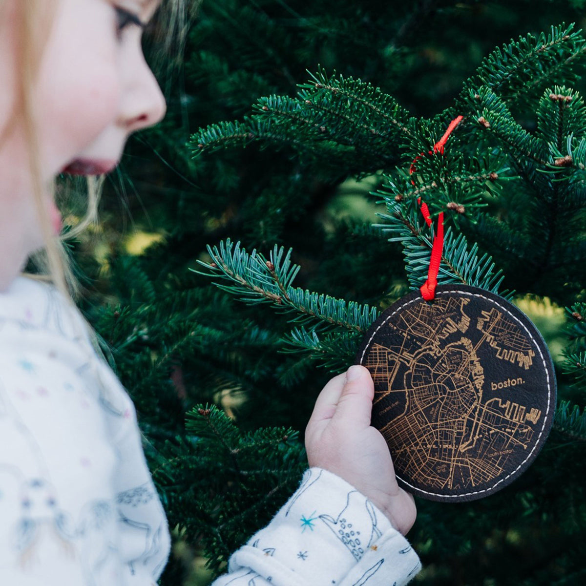 'The Hometown Holiday' Curated Gift Box