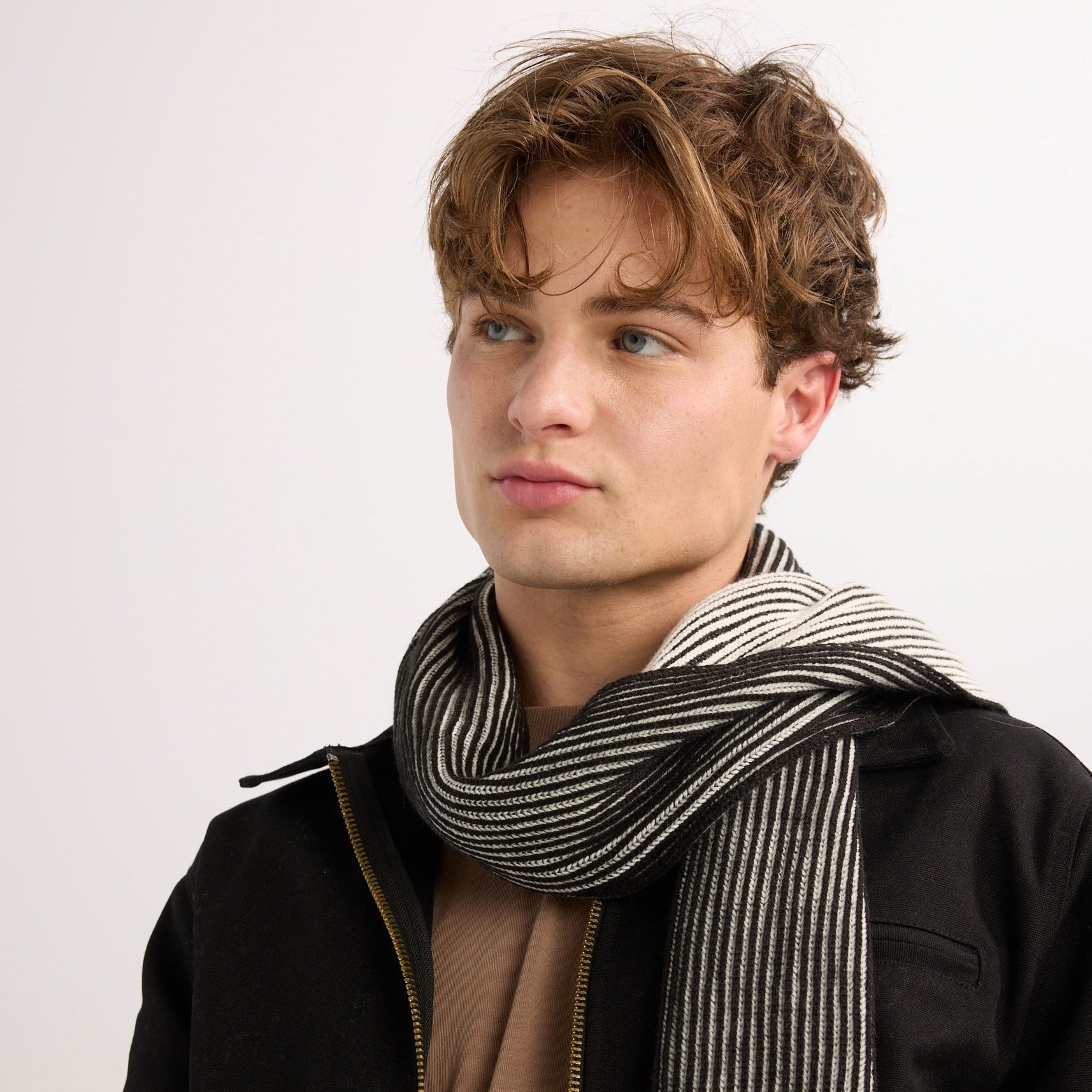 Illusion Scarf
