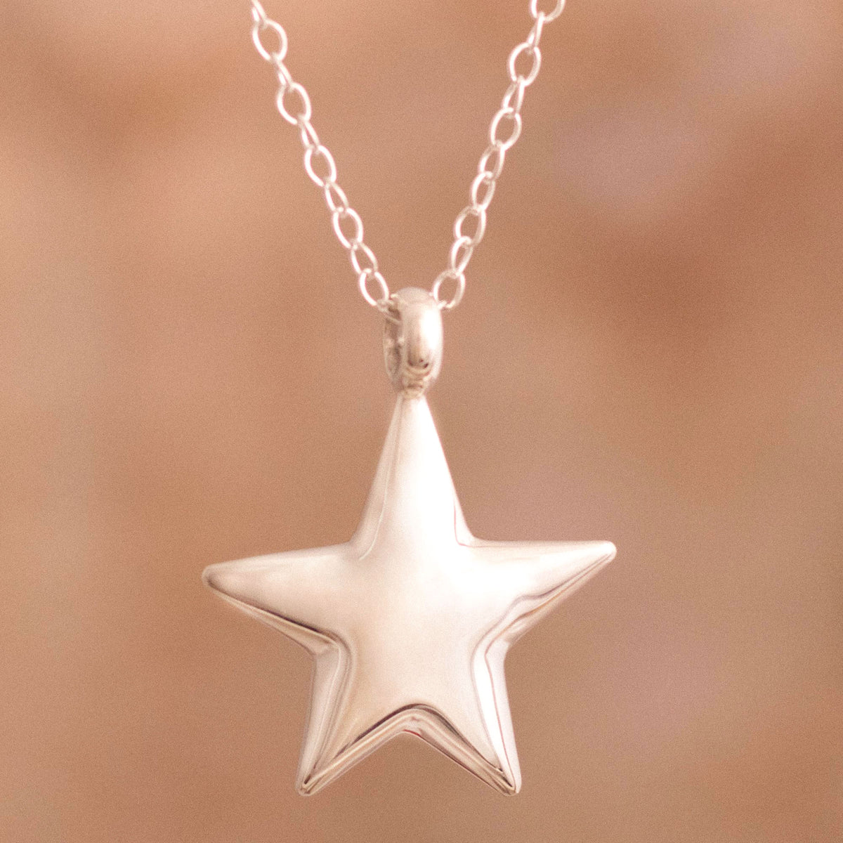 Sterling Silver Rounded Star Pendant Necklace from Peru