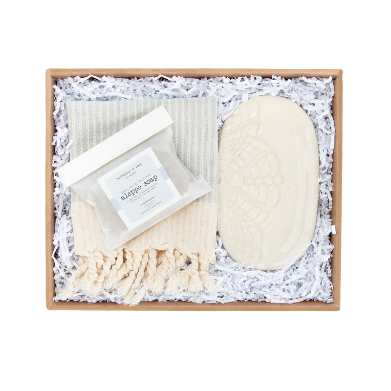 'The Housewarming' Curated Gift Box