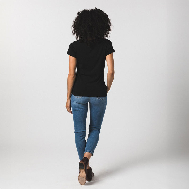 Eco-Conscious Fitted Crewneck T-Shirt for Women in Black