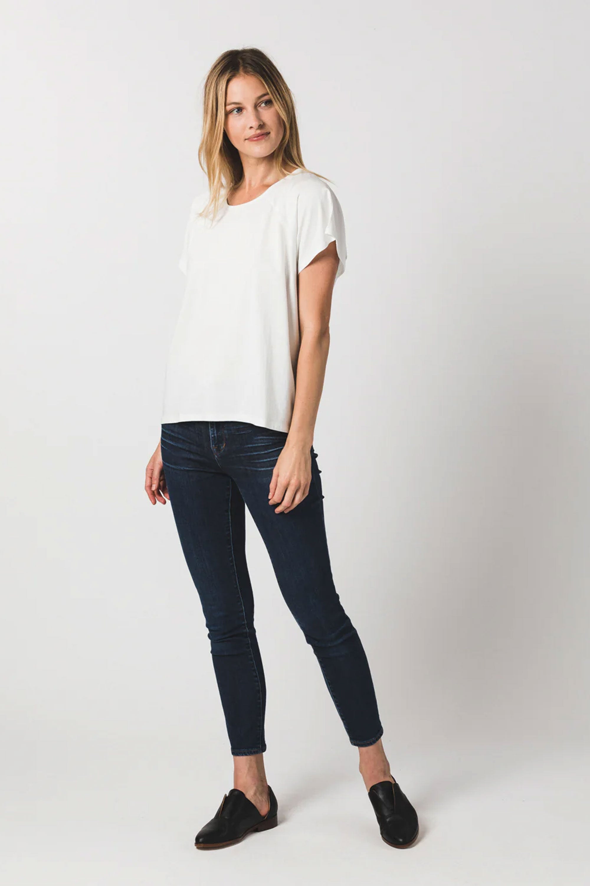 Women's Raglan Crew