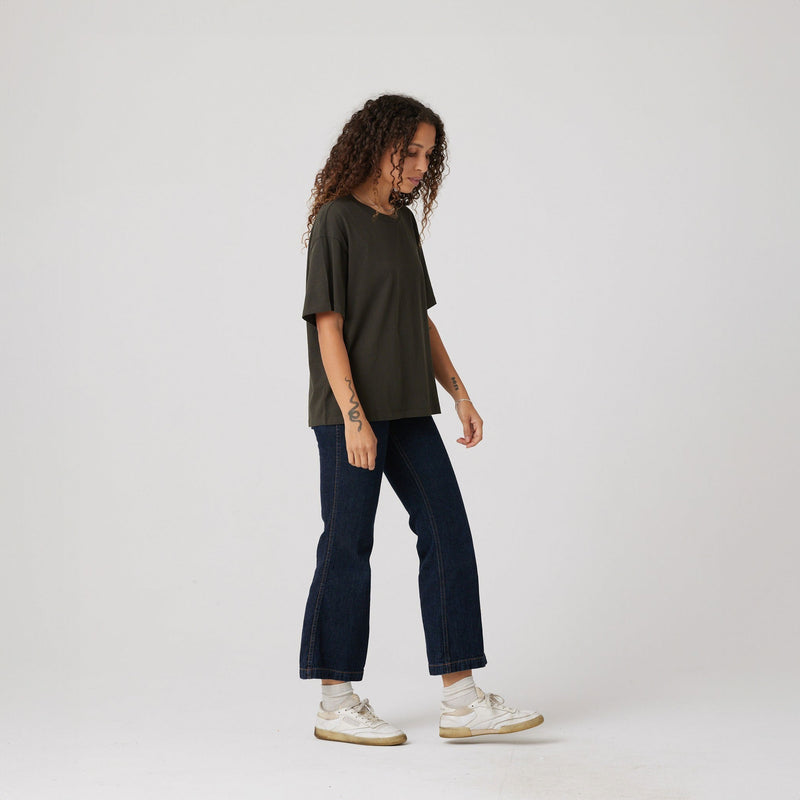 Women's Relaxed Shirt - Oversized and Comfortable Fit in Washed Black