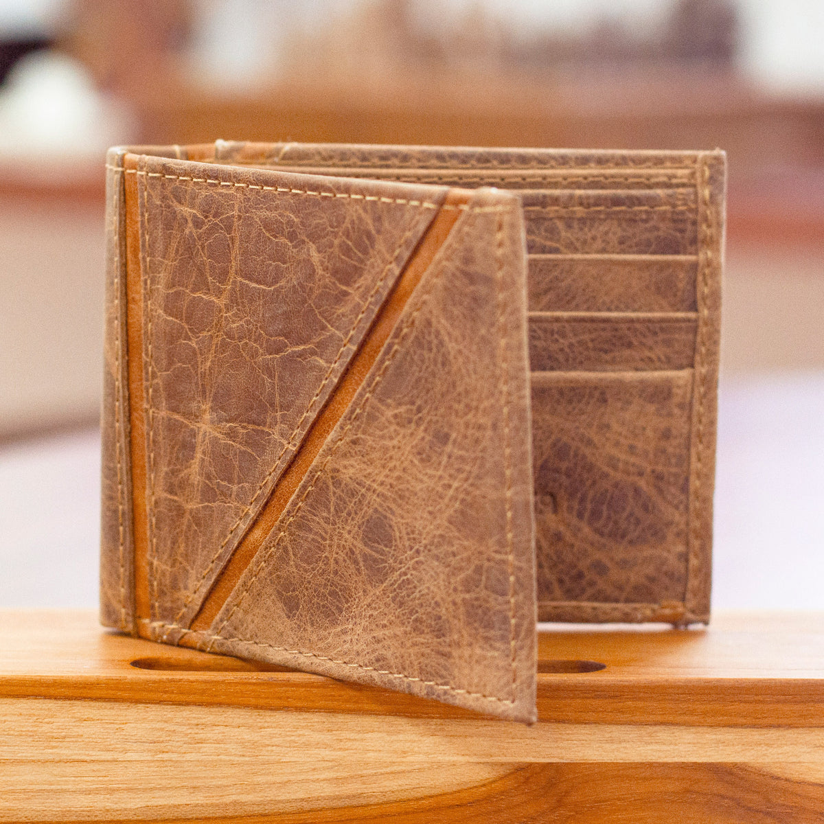 Minimalist in Brown - Men's Leather Wallet Travel Accessory
