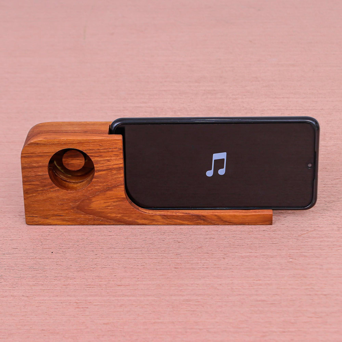 Cool Sound - a Hand Crafted Wood Smartphone Speaker