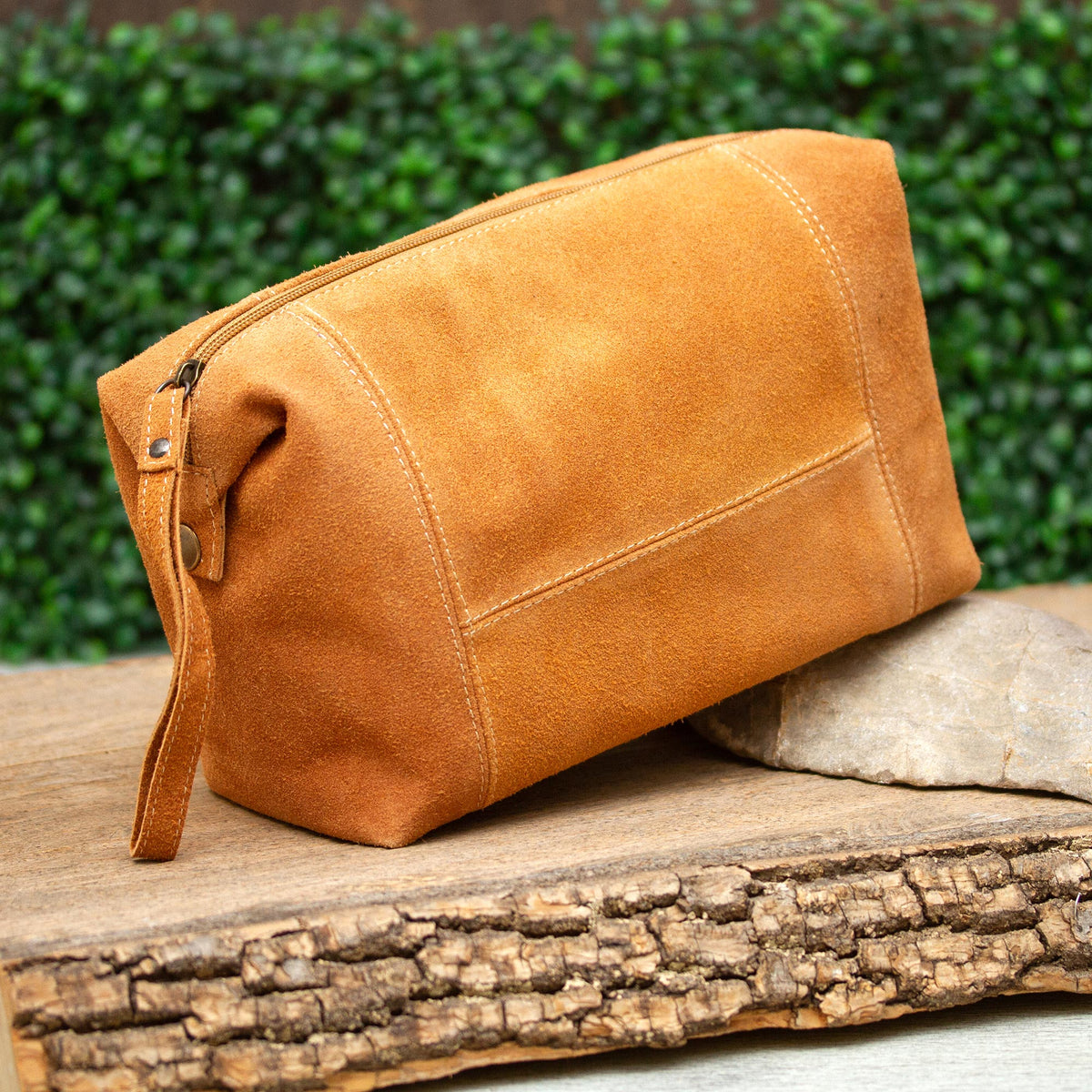 El Bajio - a Spice Brown Travel or Cosmetic Bag with Zipper and Strap