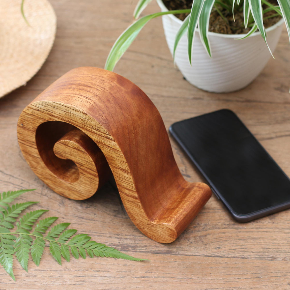 Music-Themed Wood Phone Stand from Bali - Mood Music
