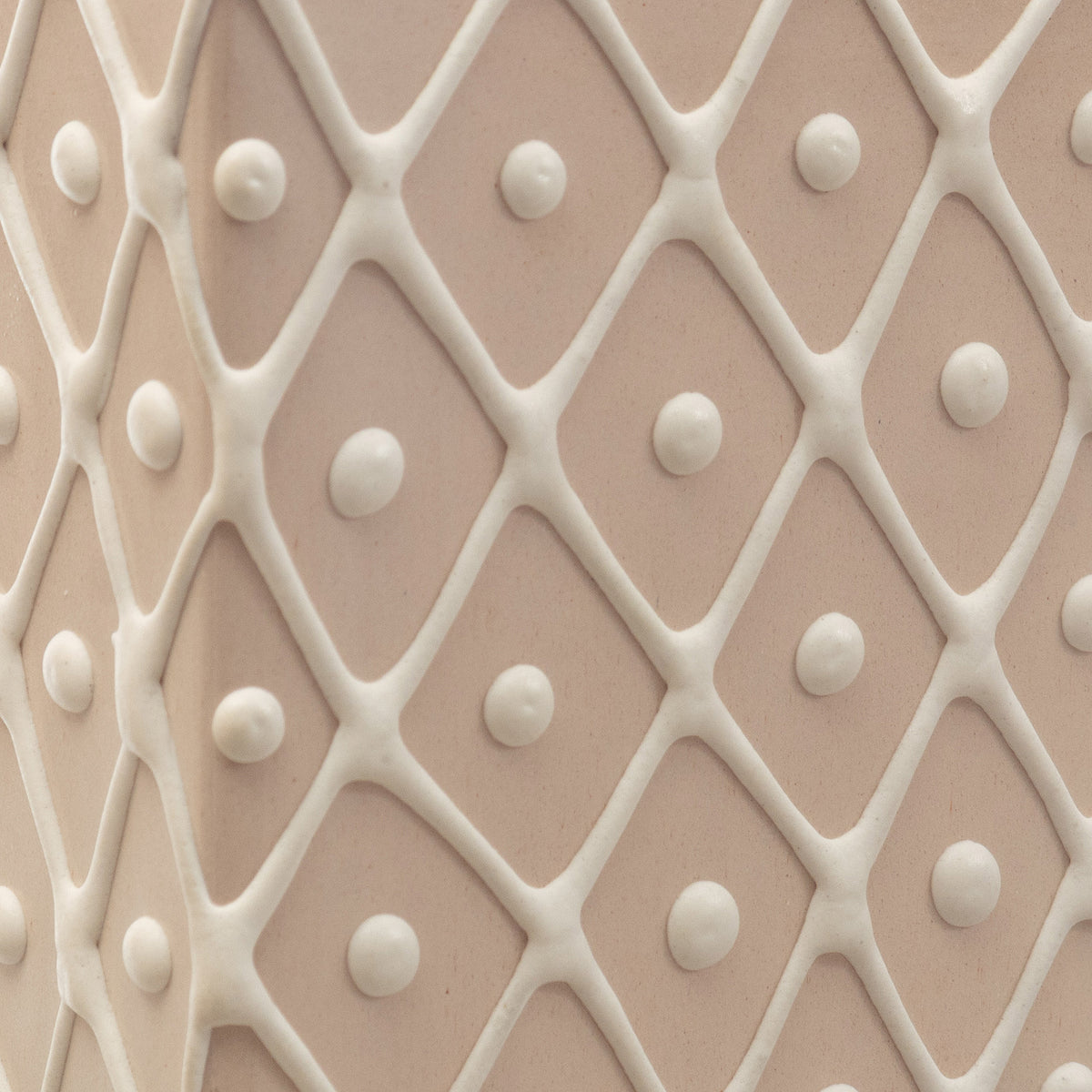 Oneiric Vibes - Beige and White Ceramic Flower Pot with Diamond Pattern