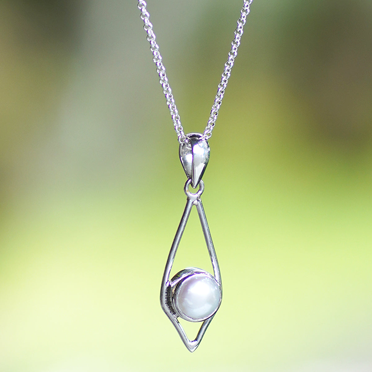White Cultured Pearl Rose Overtone Silver Pendant Necklace - Luminous Appeal