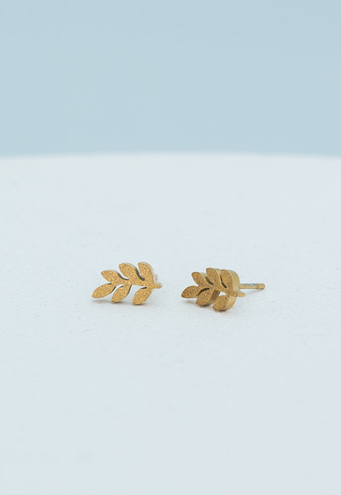 Frosted Rowen Stud Earrings