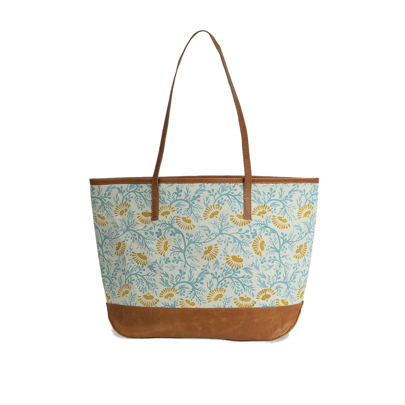 Agaja Tote bag