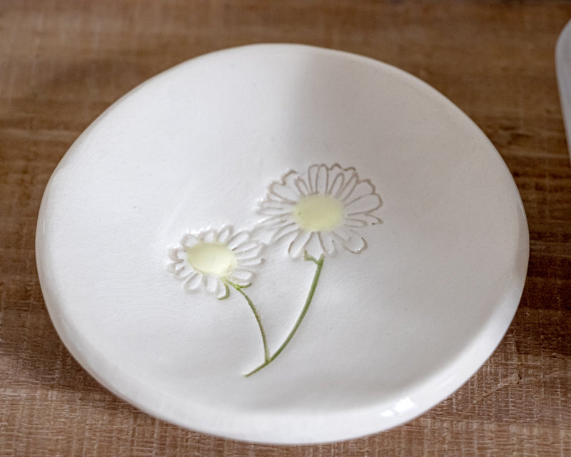 Ring dish from top/side angle