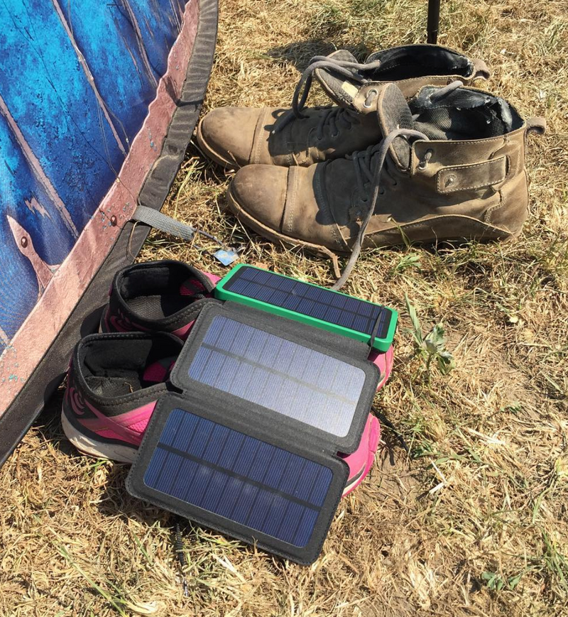 Travel Battery Bank & Solar Charger