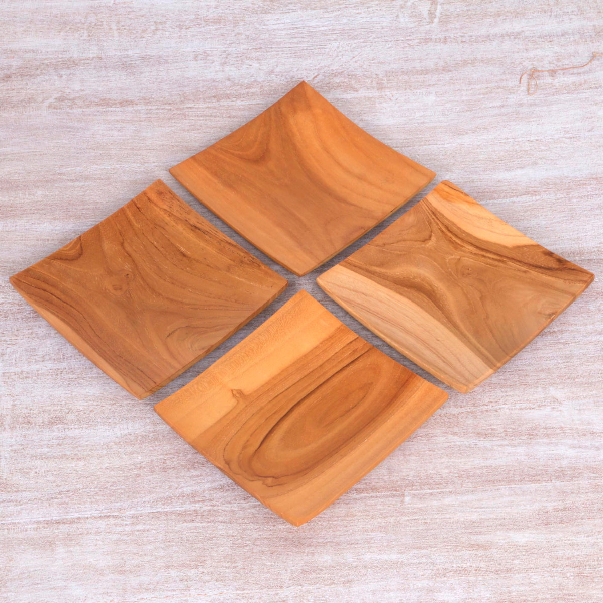 Square Teak Wood Plates (Set of 4) - Fine Meal